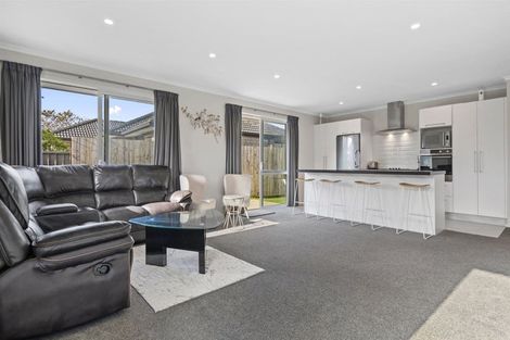 Photo of property in 172 Waikite Road, Welcome Bay, Tauranga, 3175