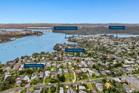 Photo of property in 37 Neptune Avenue, Beach Haven, Auckland, 0626