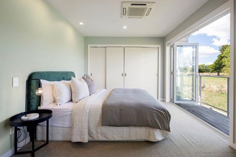 Photo of property in 4 Tucker Close, Leamington, Cambridge, 3432