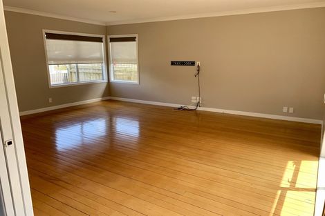 Photo of property in 65 Seacliffe Avenue, Belmont, Auckland, 0622