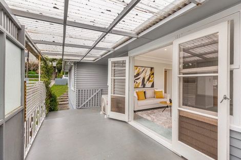 Photo of property in 10 Macpherson Street, Meadowbank, Auckland, 1072