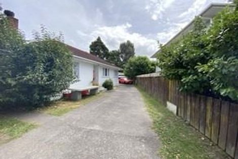 Photo of property in 51 Beach Road, Te Atatu Peninsula, Auckland, 0610