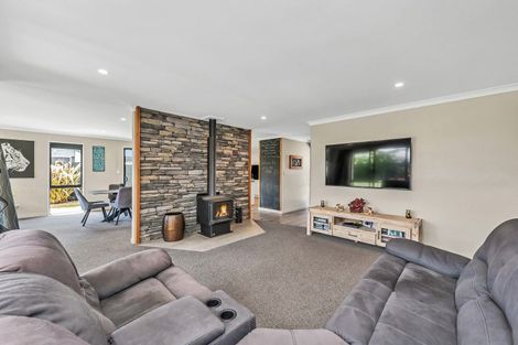 Photo of property in 13 Cressy Place, Darfield, 7510