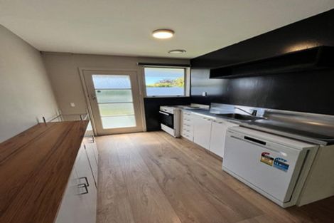 Photo of property in 2/22 Cadogan Street, Sydenham, Christchurch, 8023