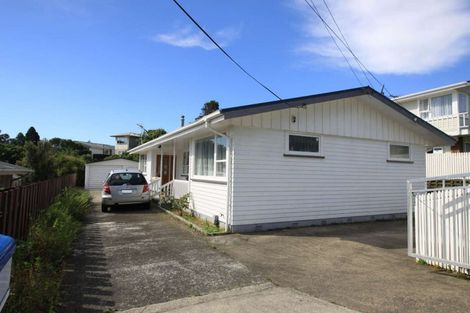 Photo of property in 65 Beazley Avenue, Paparangi, Wellington, 6037