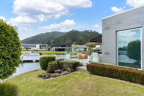 Photo of property in 122 Motu Hei, Pauanui, Hikuai, 3579