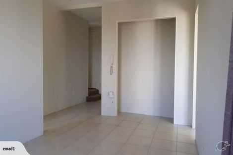 Photo of property in 21a Parr Terrace, Castor Bay, Auckland, 0620