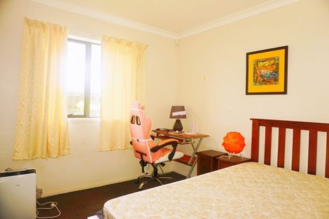 Photo of property in 49b Rua Road, Glen Eden, Auckland, 0602