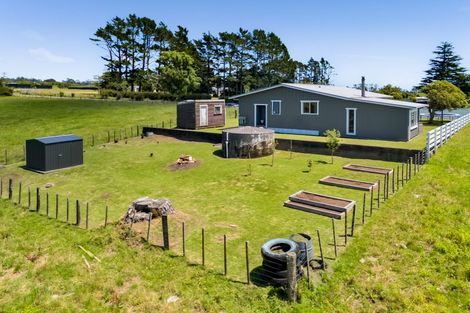 Photo of property in 1257 Mangorei Road, Mangorei, New Plymouth, 4371