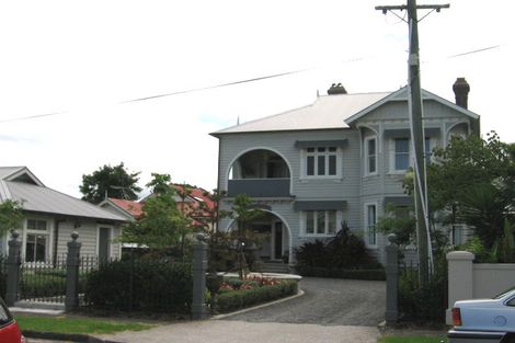 Photo of property in 5 Garden Terrace, Devonport, Auckland, 0624