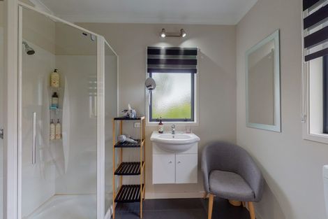 Photo of property in 42 Westview Place, Tauriko, Tauranga, 3110