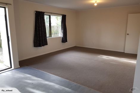 Photo of property in 1/34 Maplesden Drive, Clendon Park, Auckland, 2103