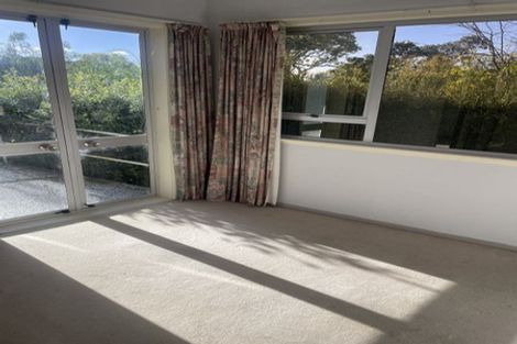 Photo of property in 35 Matipo Road, Mairangi Bay, Auckland, 0630