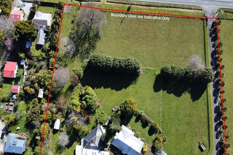 Photo of property in 648 Abel Tasman Drive, Clifton, Takaka, 7183