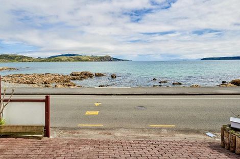 Photo of property in 16 Moana Road, Plimmerton, Porirua, 5026