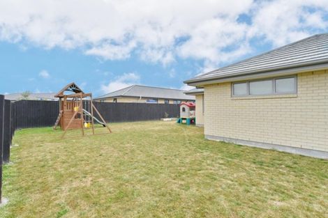 Photo of property in 50 Koura Drive, Rangiora, 7400