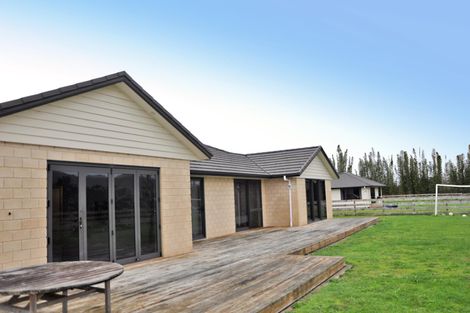 Photo of property in 177 Sandspit Road, Shelly Park, Auckland, 2014