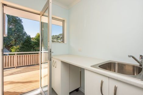 Photo of property in 28 Woolwich Close, Whitby, Porirua, 5024
