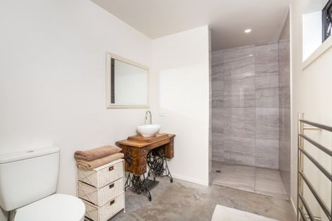 Photo of property in 1/142 Mapara Road, Acacia Bay, Taupo, 3385