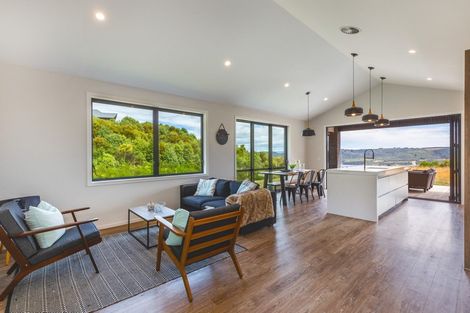 Photo of property in 13 Sparrowhawk Way, Kinloch, Taupo, 3377