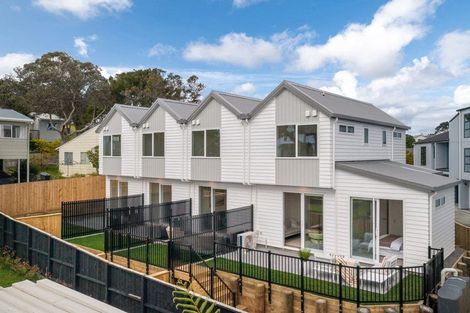 Photo of property in 7a Camrose Place, Glenfield, Auckland, 0629