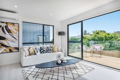 Photo of property in 14b Firth Road, Torbay, Auckland, 0630