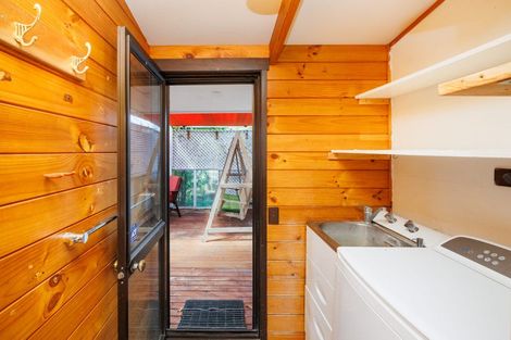 Photo of property in 1 Peter Hall Drive, Kelvin Grove, Palmerston North, 4414