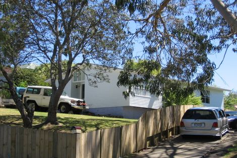 Photo of property in 28 Taurus Crescent, Beach Haven, Auckland, 0626
