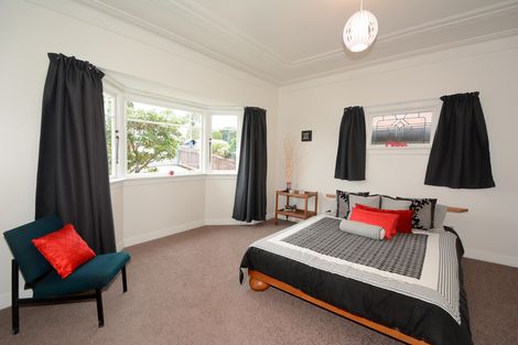 Photo of property in 26 Mornington Road, Balaclava, Dunedin, 9011