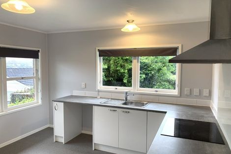 Photo of property in 2/30 Sunnynook Road, Sunnynook, Auckland, 0620