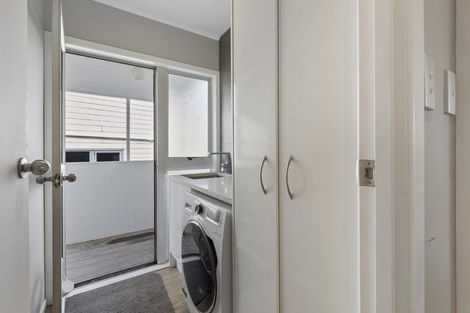 Photo of property in 48 Zealandia Road, Manly, Whangaparaoa, 0930