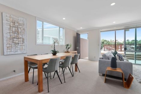 Photo of property in 9f Clearwater Cove, West Harbour, Auckland, 0618