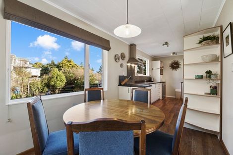 Photo of property in 1 Ash Grove, Ranui, Porirua, 5024