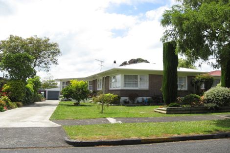 Photo of property in 18 Landscape Road, Pukekohe, 2120