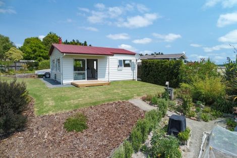 Photo of property in 6 Skelton Crescent, Paparoa, 0571