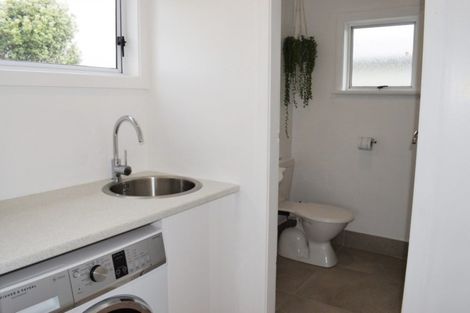 Photo of property in 52 Norfolk Crescent, Otaki Beach, Otaki, 5512