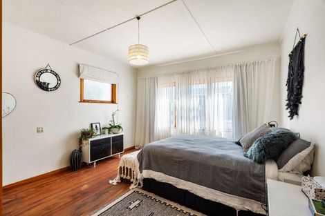 Photo of property in 6 Te Awa Avenue, Te Awa, Napier, 4110