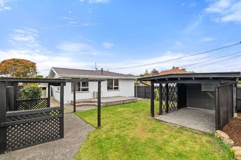 Photo of property in 2/29 Wainoni Road, Wainoni, Christchurch, 8061