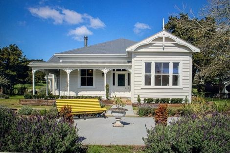 Photo of property in 63 Kaipara Flats Road, Warkworth, 0981