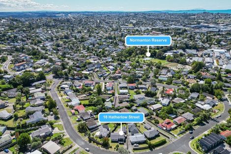Photo of property in 18 Hatherlow Street, Glenfield, Auckland, 0629