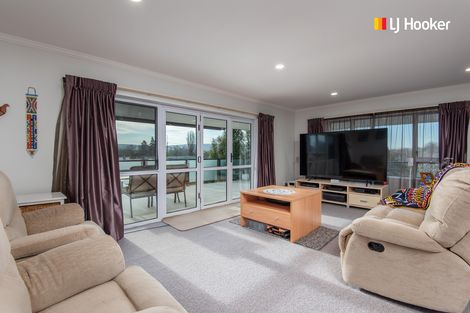 Photo of property in 7 North Foreland Street, Waihola, Milton, 9073