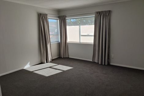 Photo of property in 50 Redlands Grove, Swanson, Auckland, 0612