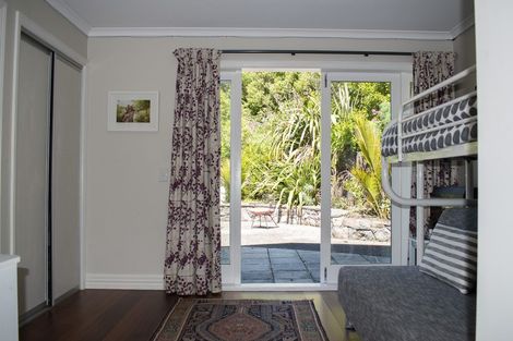 Photo of property in 49 Voelas Road, Lyttelton, 8082