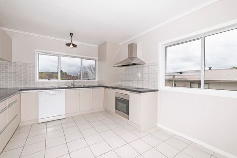Photo of property in 207 Don Buck Road, Massey, Auckland, 0614