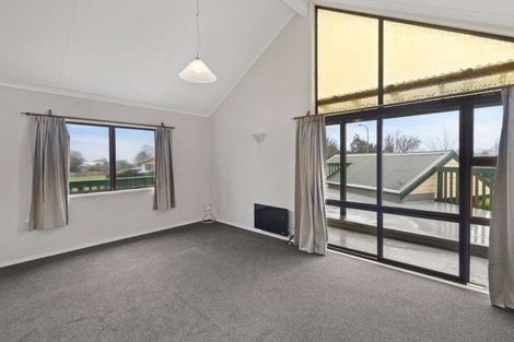 Photo of property in 15 Dickens Street, Owhata, Rotorua, 3010