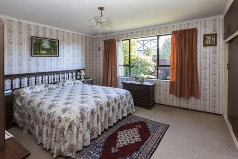 Photo of property in 19 Montclare Avenue, Ilam, Christchurch, 8041