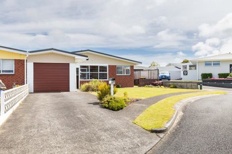 Photo of property in 7a Evelyn Place, Welbourn, New Plymouth, 4310