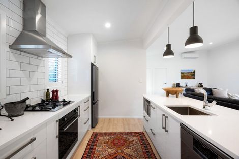 Photo of property in 6 Rhona Place, Mahia, 4198