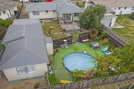 Photo of property in 45 Sutherland Crescent, Westbrook, Palmerston North, 4412