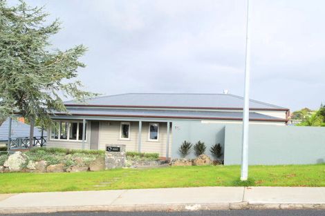 Photo of property in 15 Tainui Road, Cockle Bay, Auckland, 2014